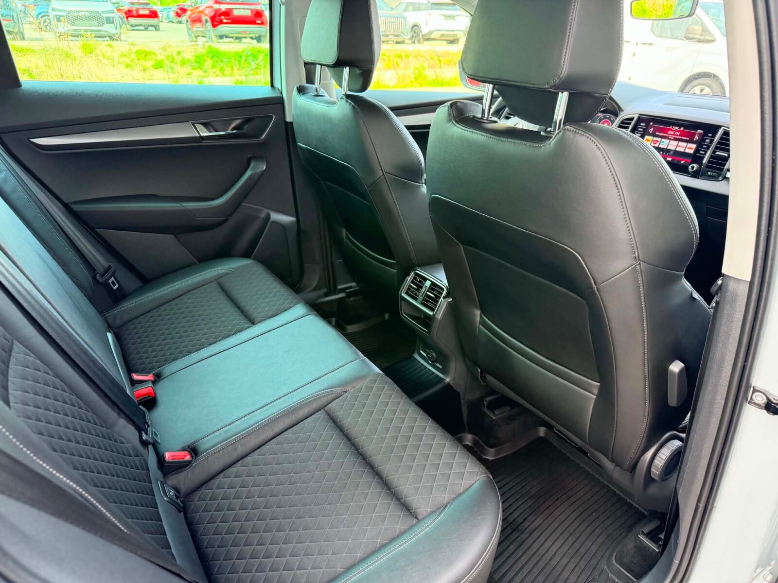 Škoda Karoq - zdjęcie 9