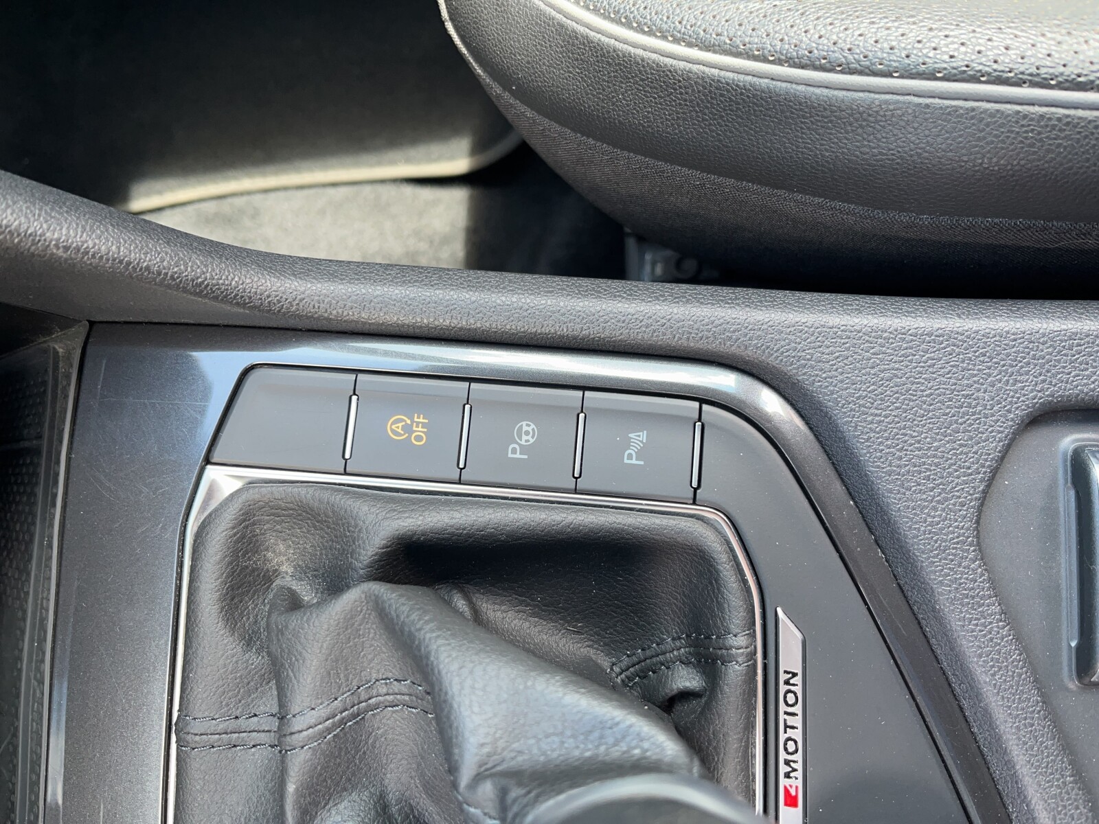 Volkswagen Tiguan Allspace - zdjęcie 33