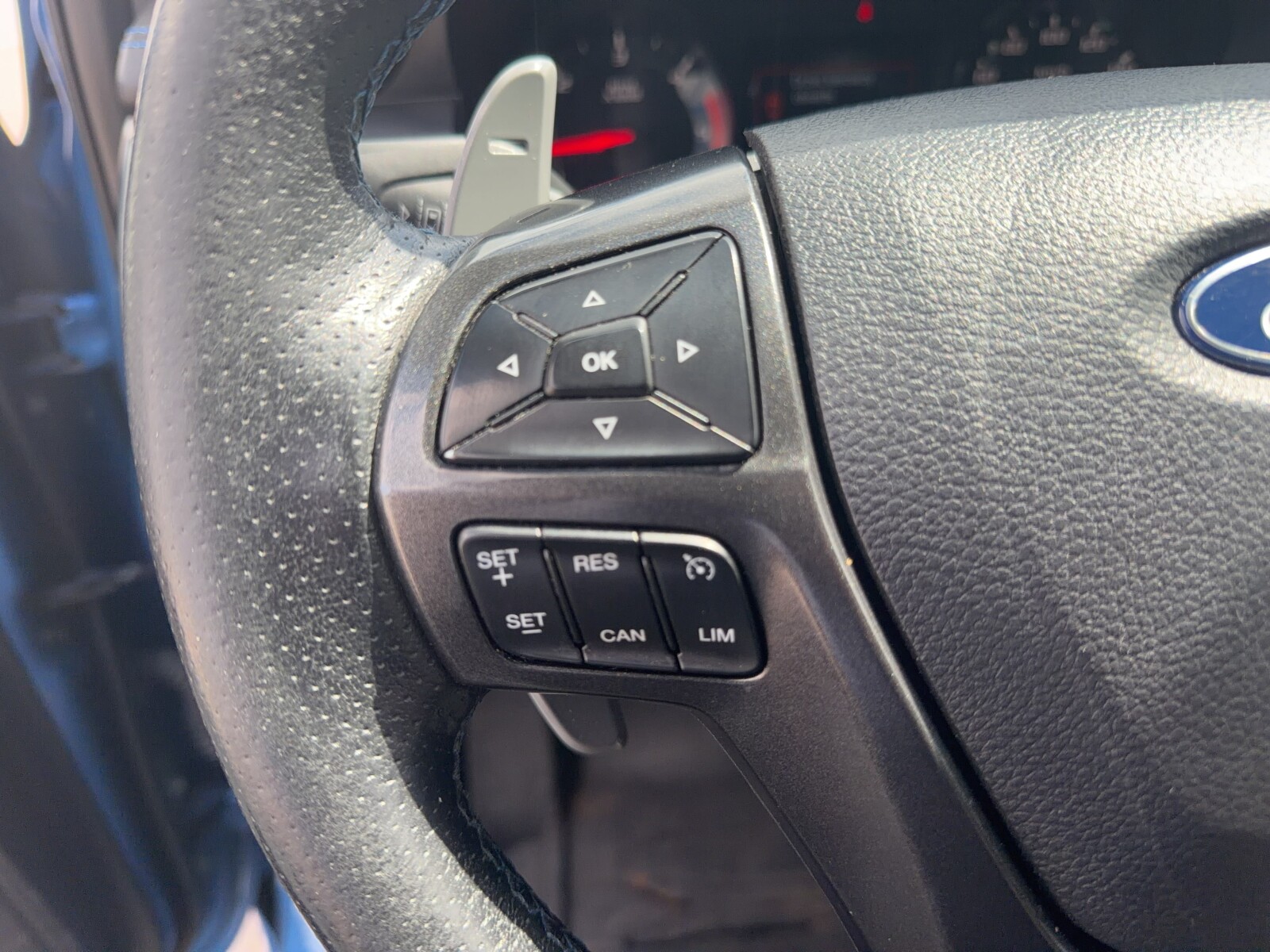 Ford Ranger Raptor - zdjęcie 22