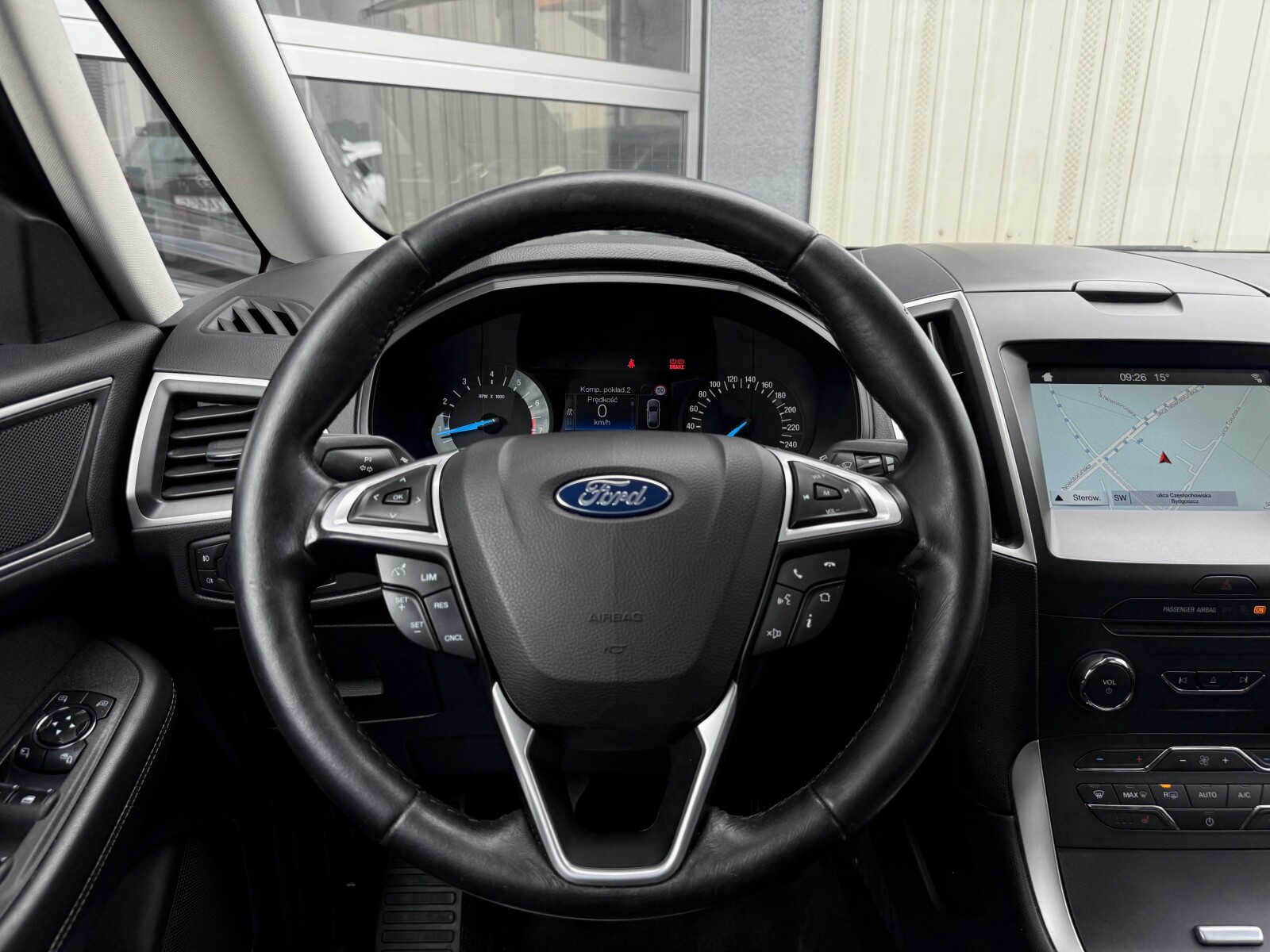Ford Galaxy - zdjęcie 16
