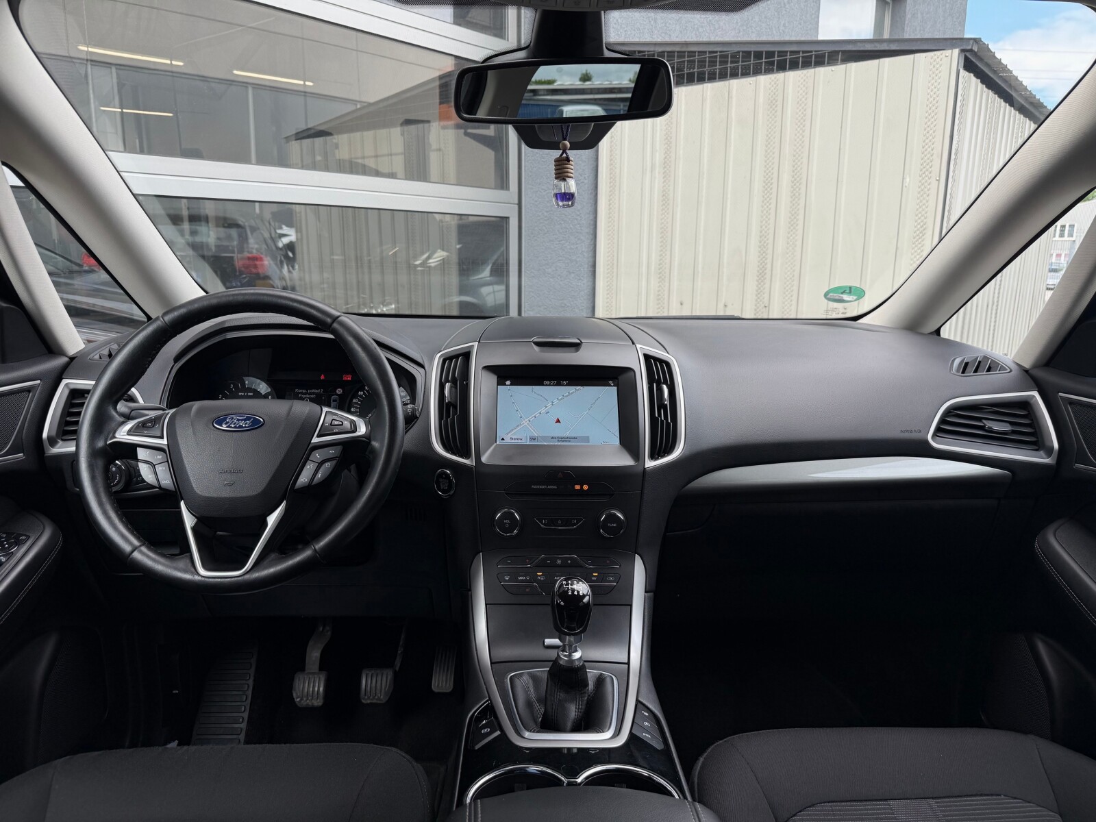 Ford Galaxy - zdjęcie 15
