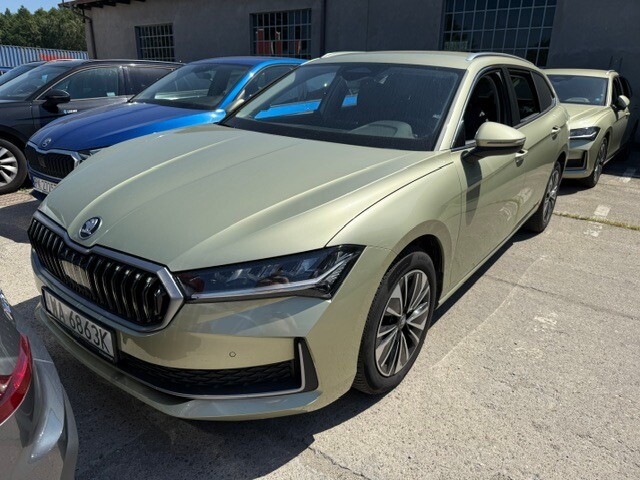 Škoda Superb Combi - zdjęcie 1