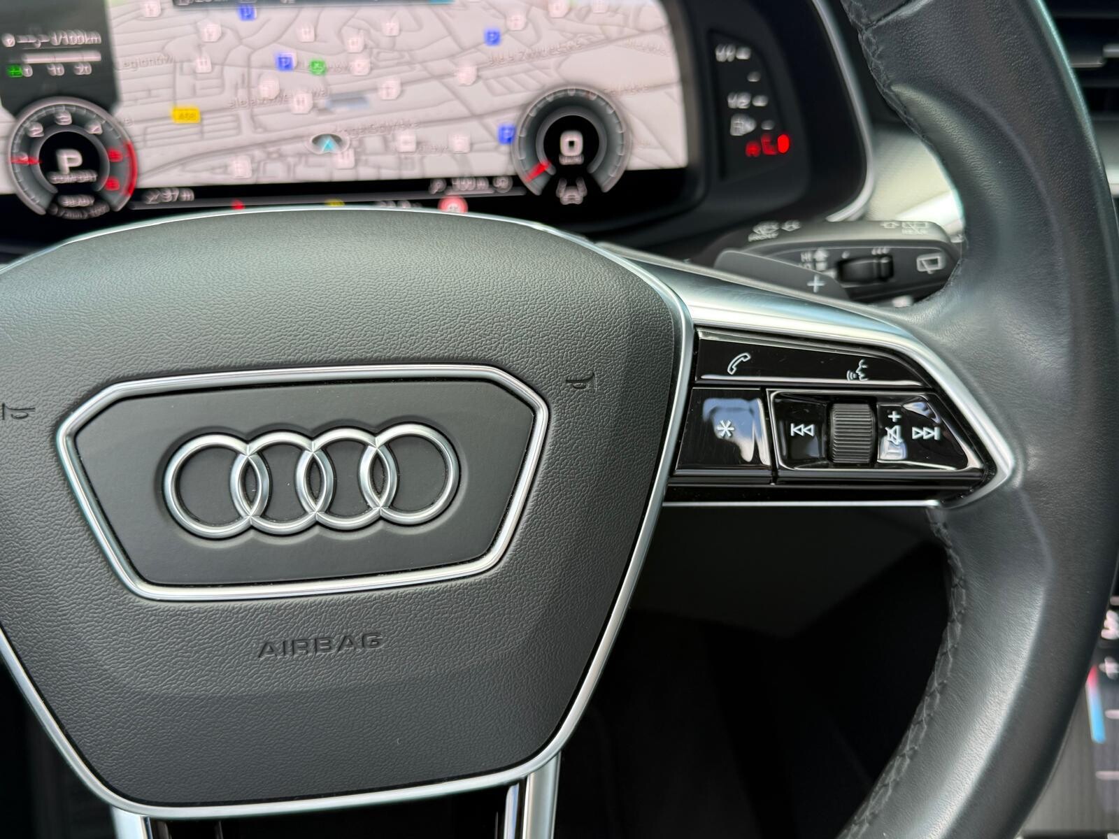 Audi A6 Avant - zdjęcie 30