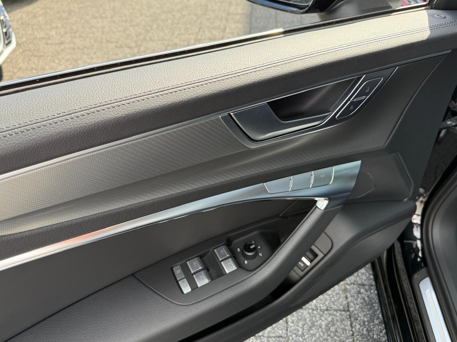Audi A6 Avant - zdjęcie 13