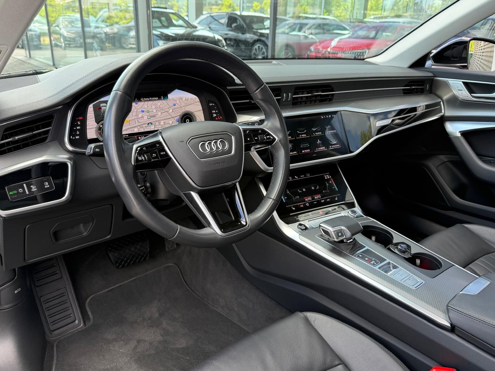 Audi A6 Avant - zdjęcie 12