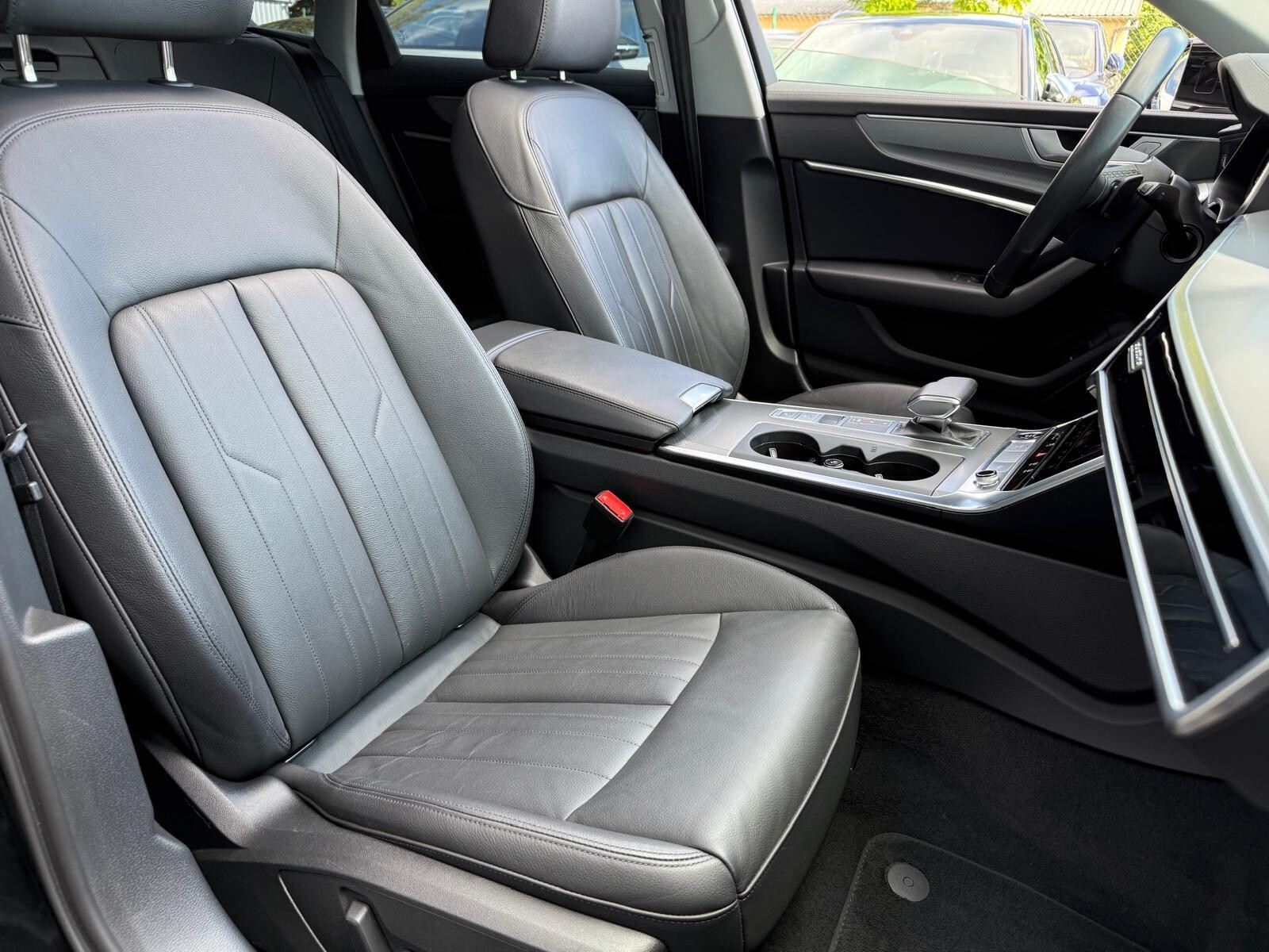 Audi A6 Avant - zdjęcie 25