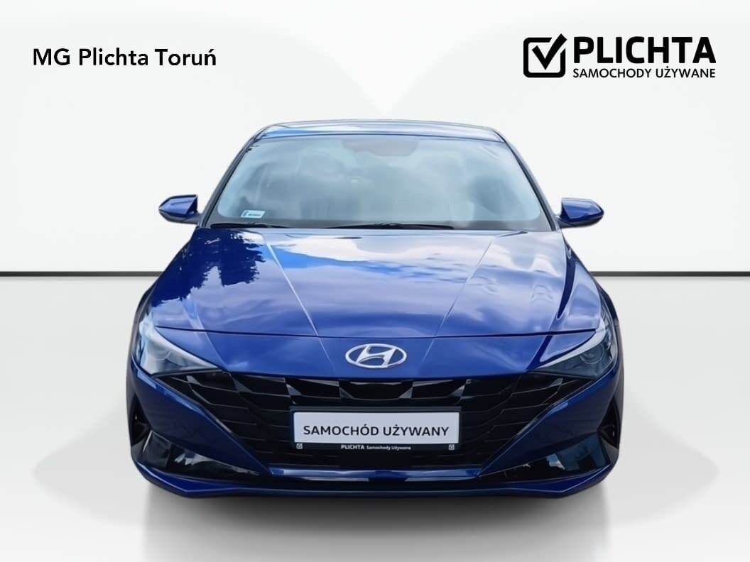 Hyundai Elantra - zdjęcie 25