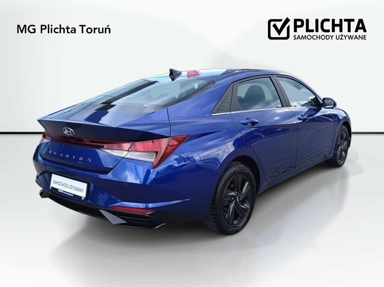 Hyundai Elantra - zdjęcie 5