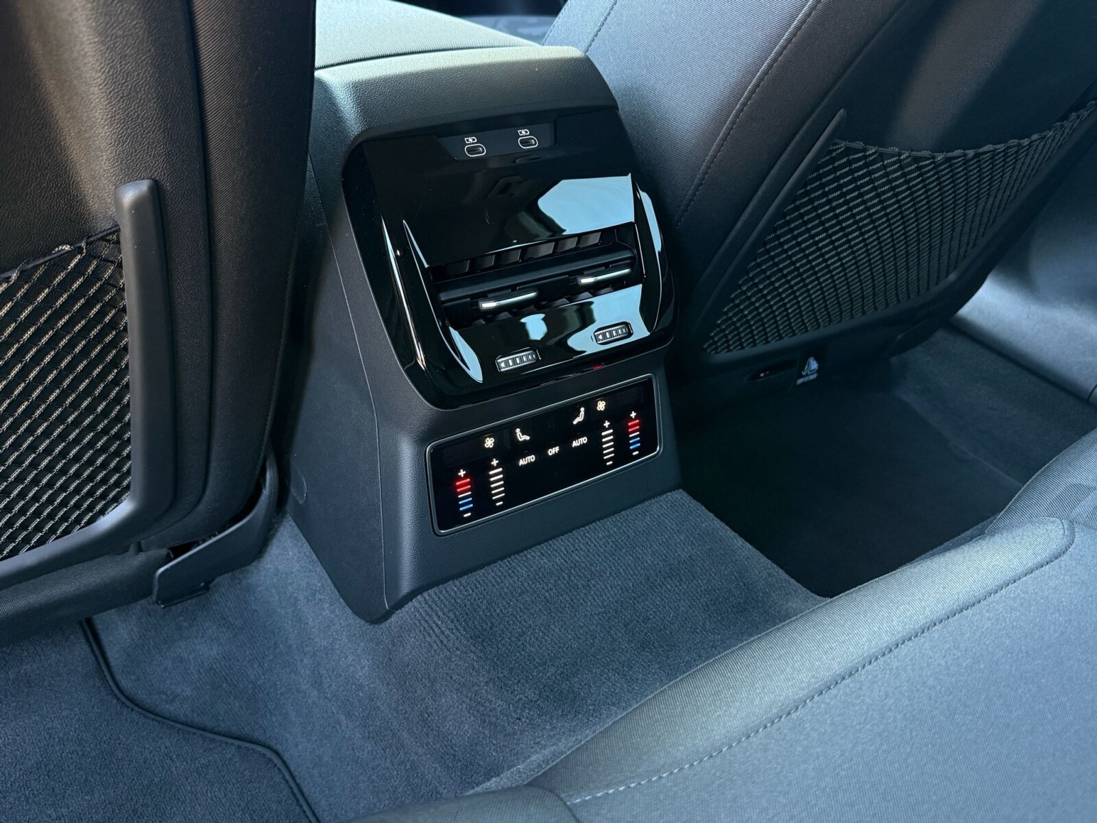 Audi A6 Avant - zdjęcie 38