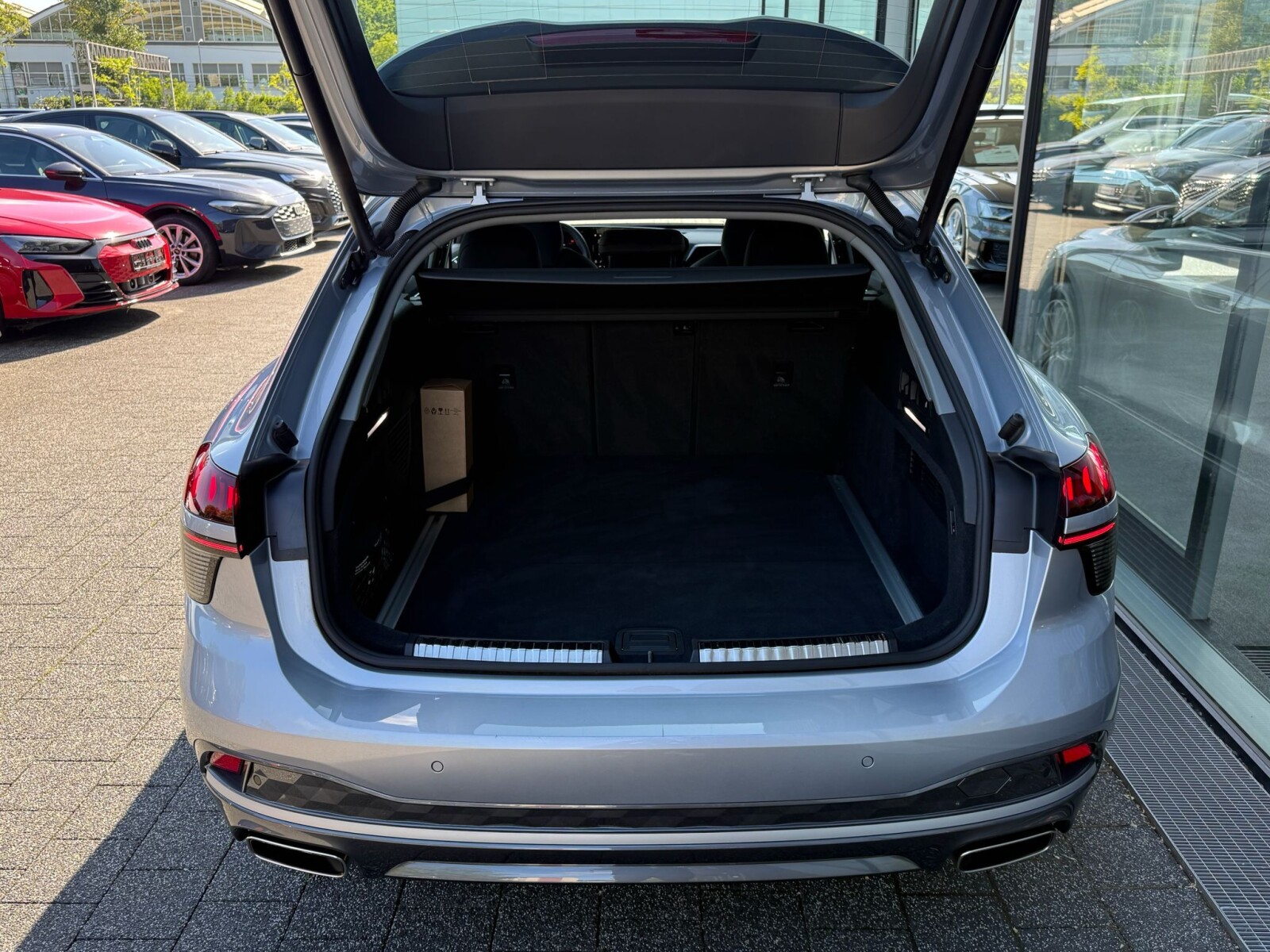 Audi A6 Avant - zdjęcie 40