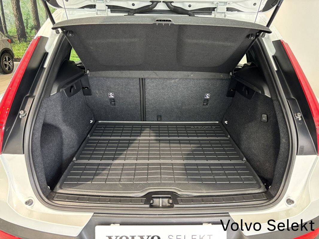 Volvo XC 40 - zdjęcie 26