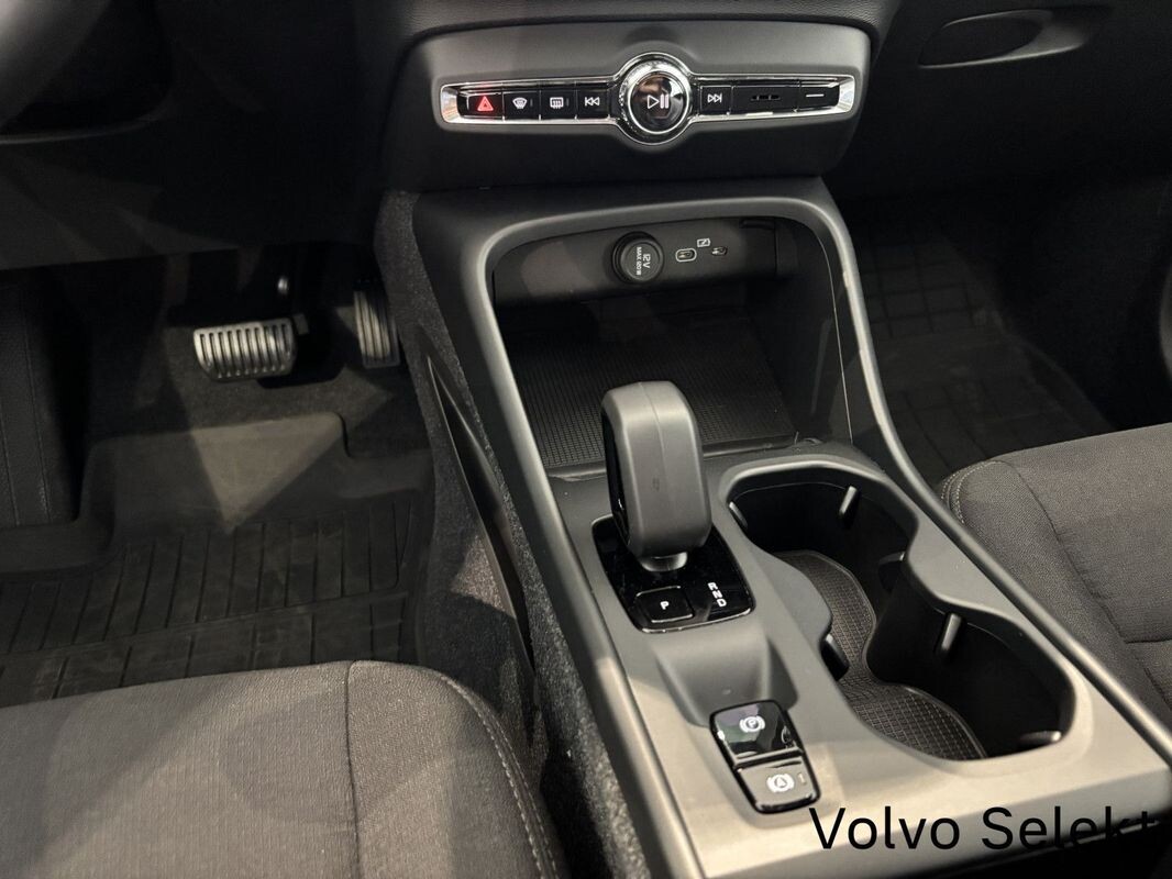Volvo XC 40 - zdjęcie 16
