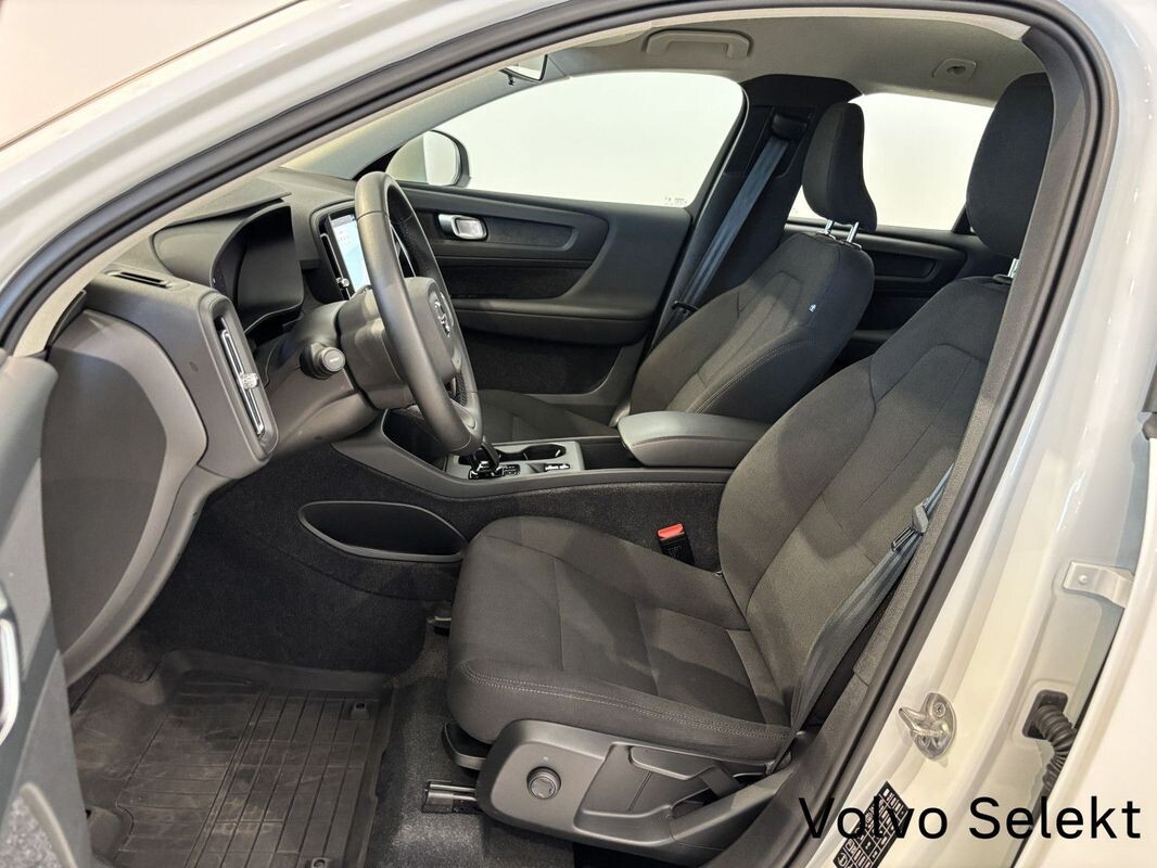 Volvo XC 40 - zdjęcie 19