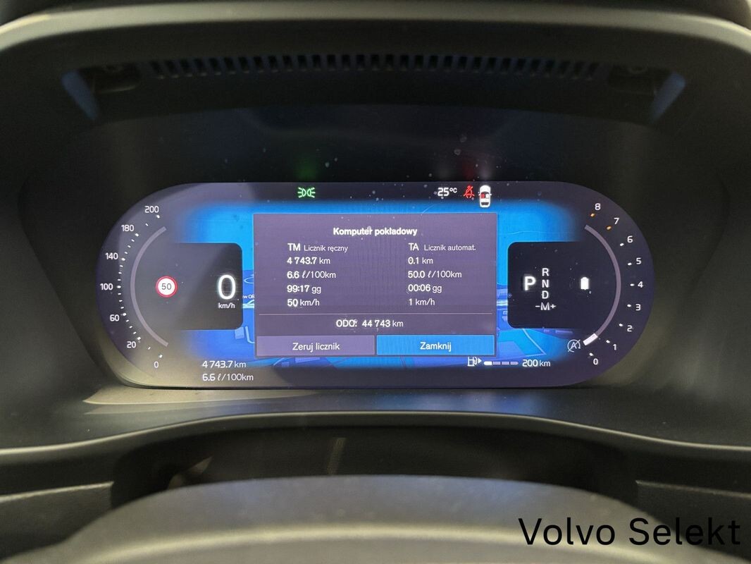 Volvo XC 40 - zdjęcie 11