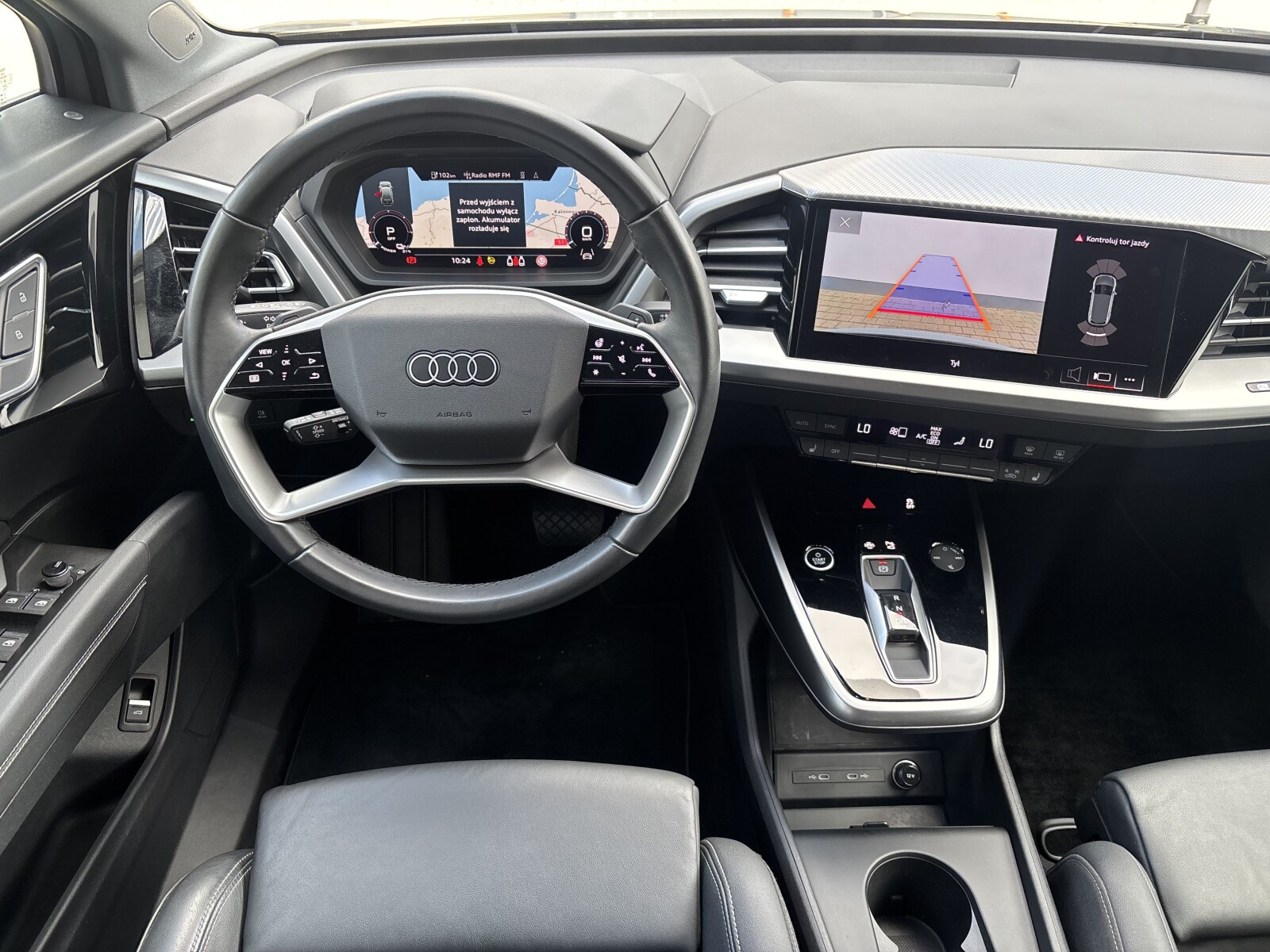 Audi Q4 e-tron - zdjęcie 10