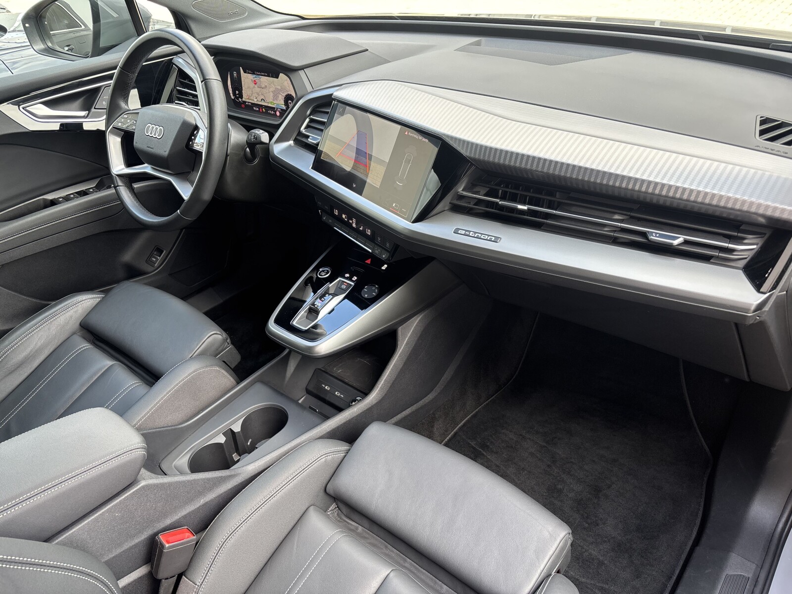 Audi Q4 e-tron - zdjęcie 31