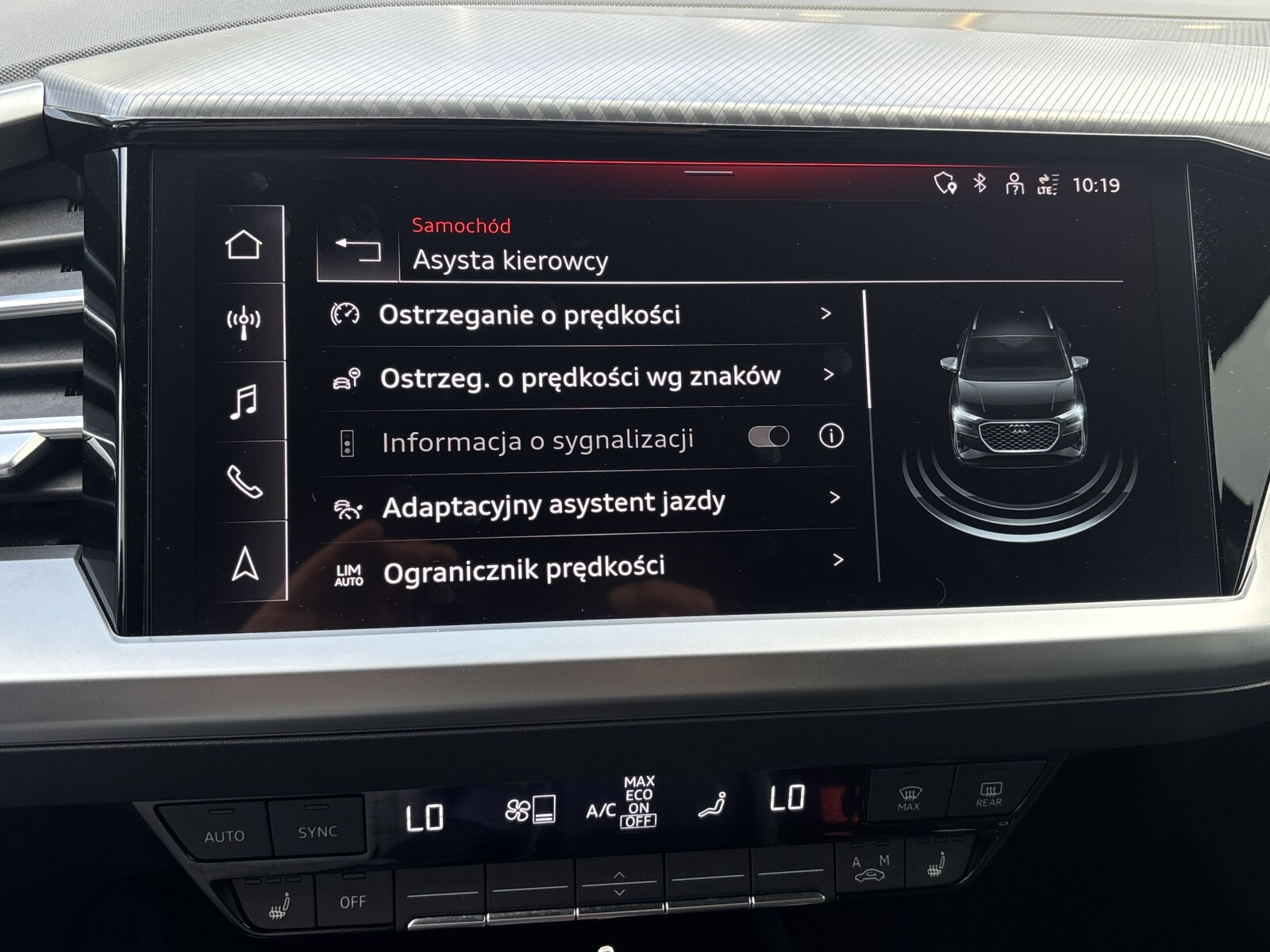 Audi Q4 e-tron - zdjęcie 22
