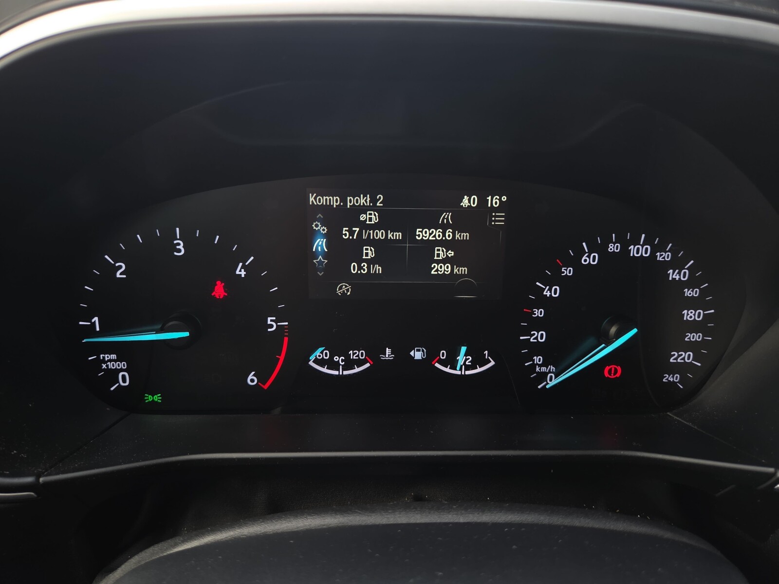 Ford Focus - zdjęcie 15