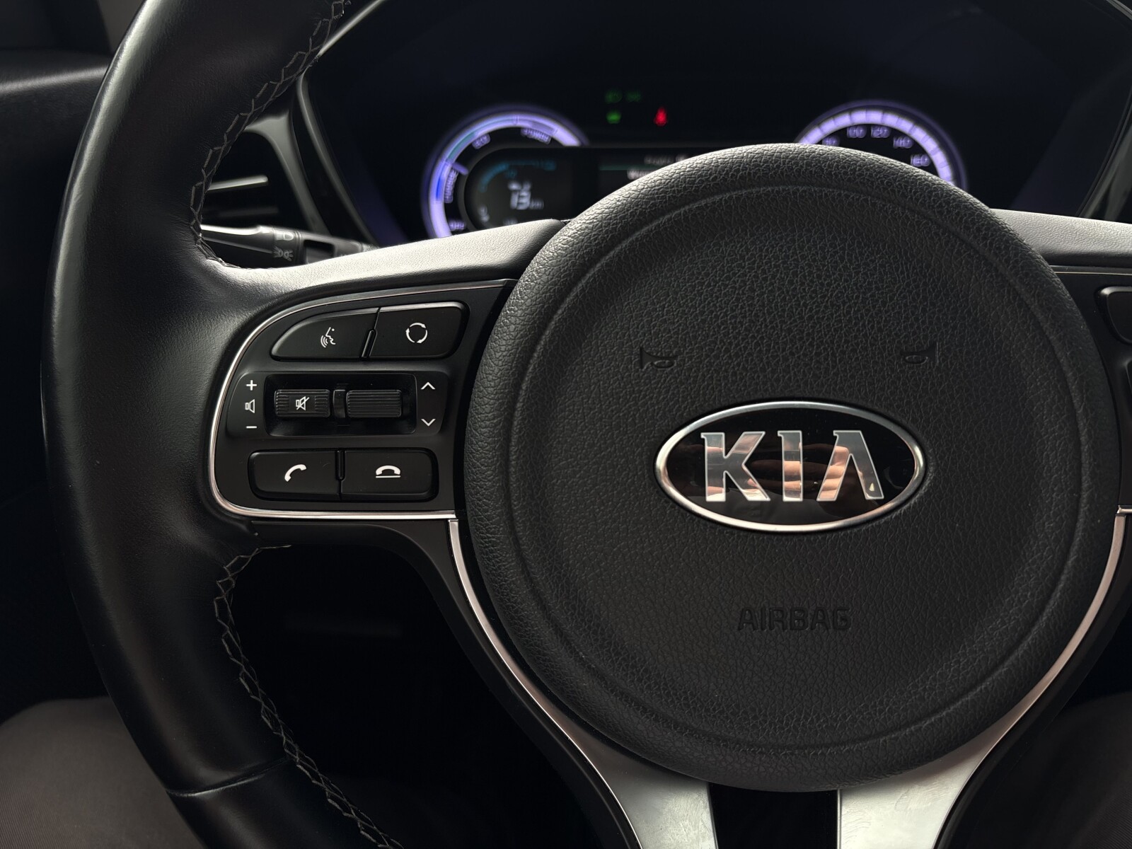 Kia Niro - zdjęcie 18