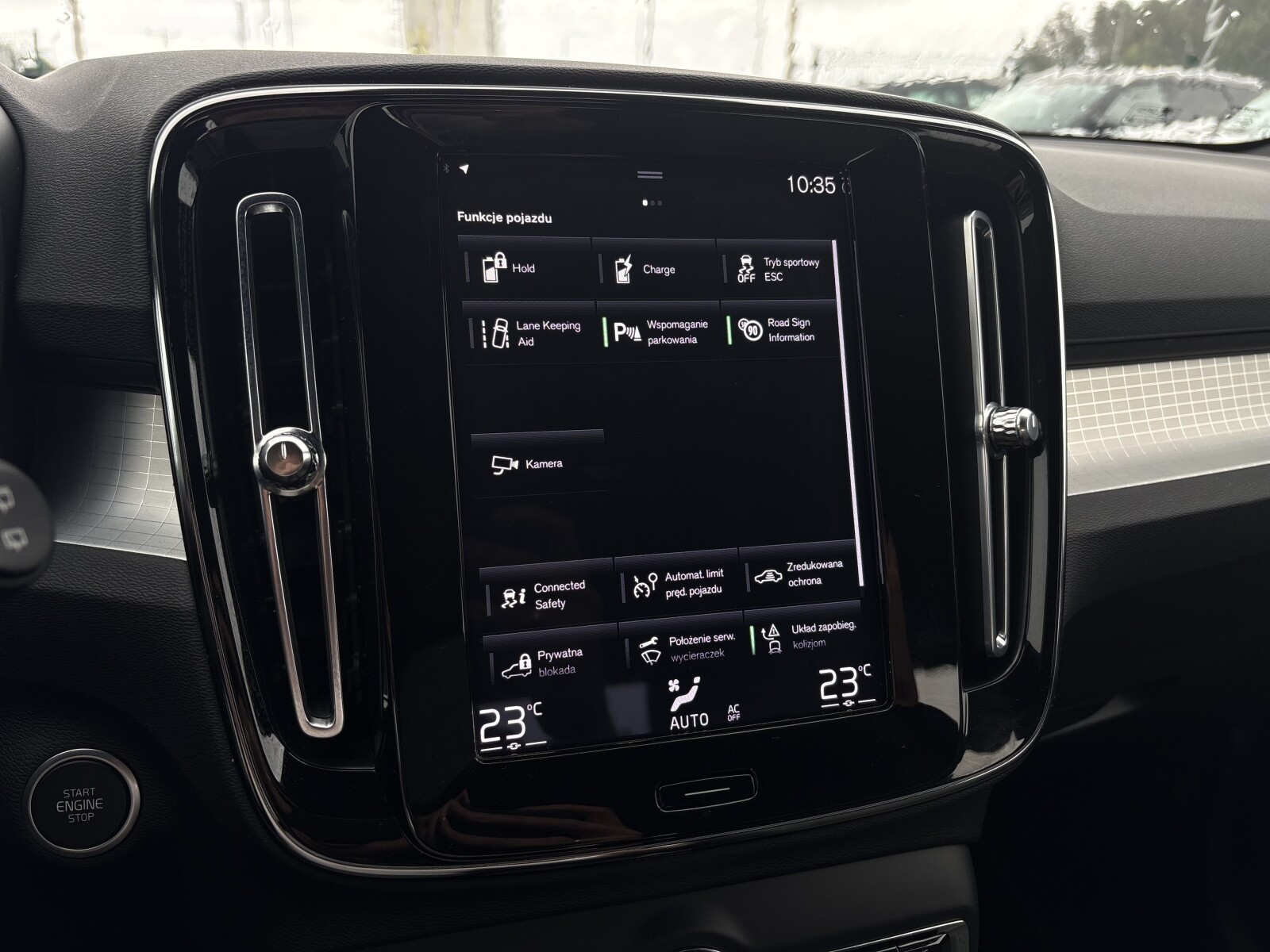 Volvo XC 40 - zdjęcie 20