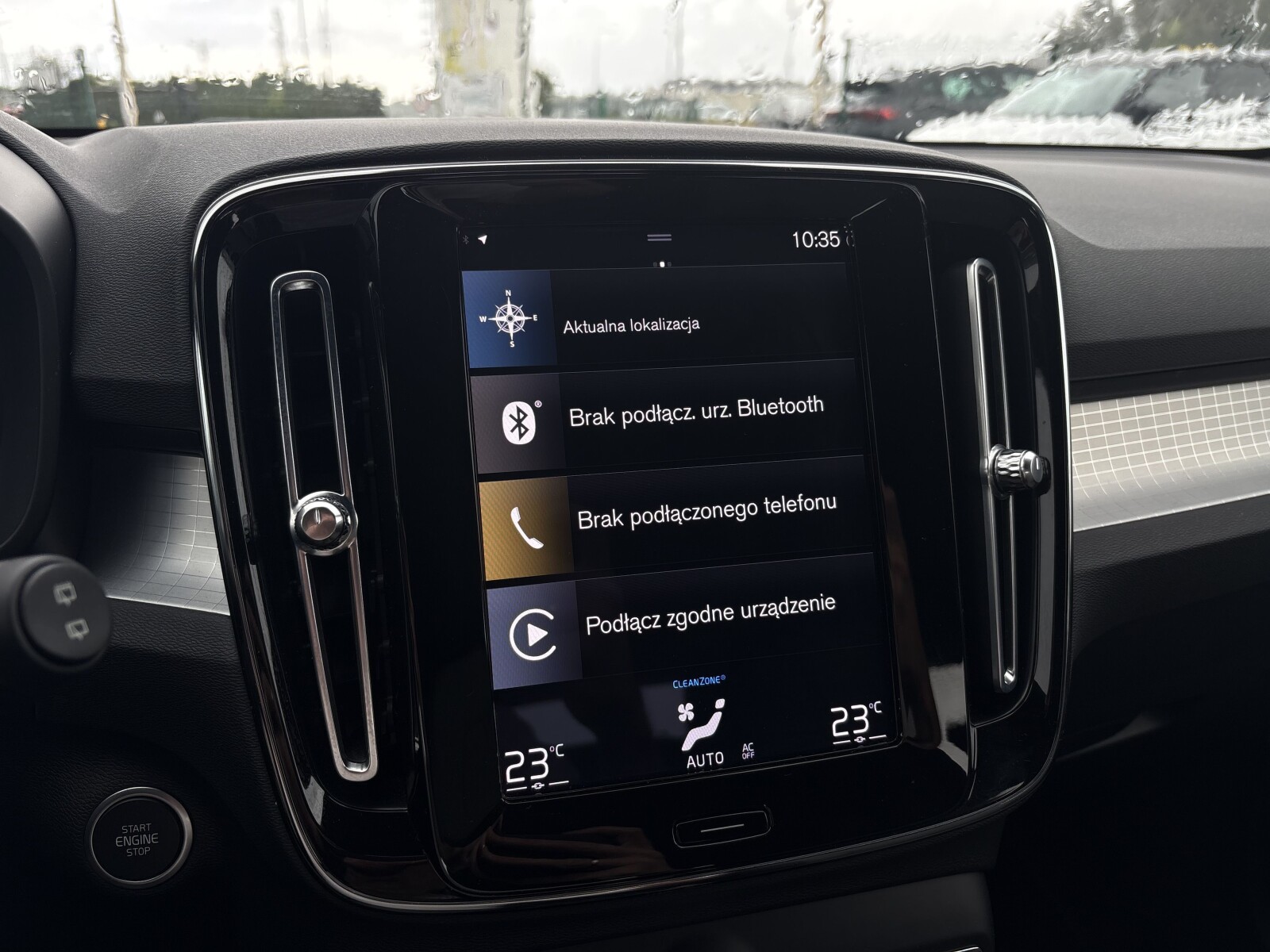 Volvo XC 40 - zdjęcie 18