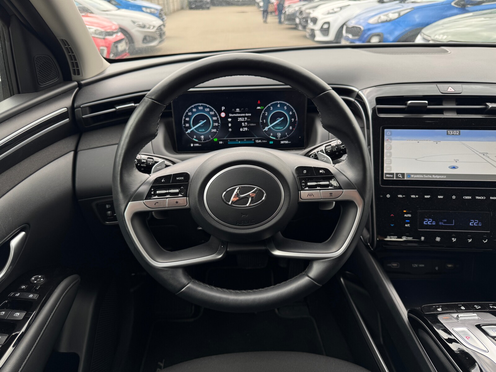 Hyundai Tucson - zdjęcie 16
