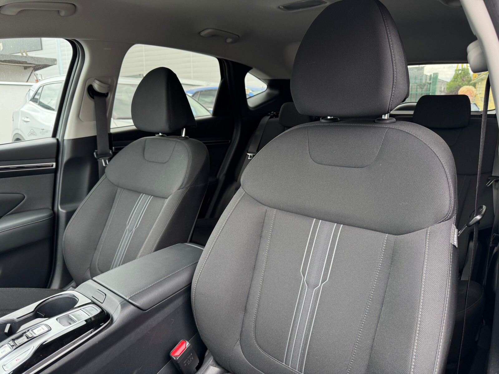 Hyundai Tucson - zdjęcie 4