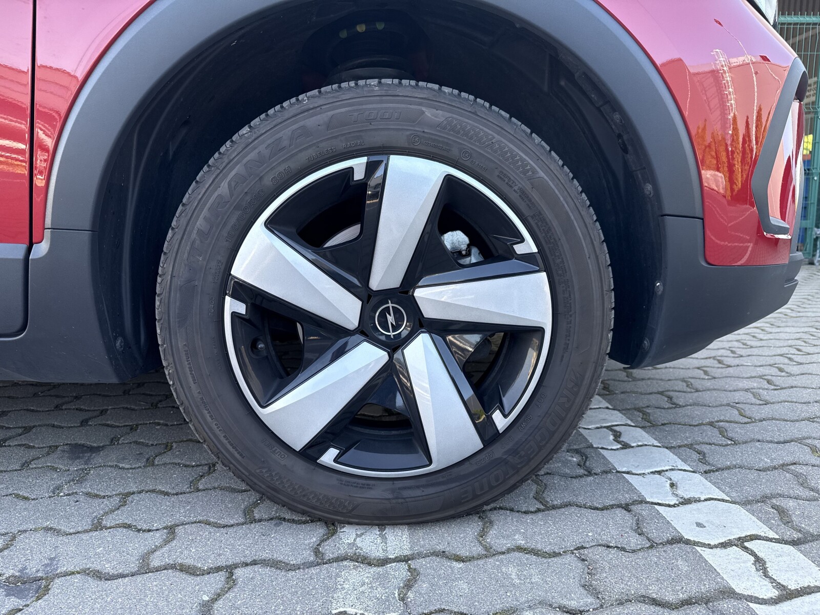 Opel Crossland - zdjęcie 29
