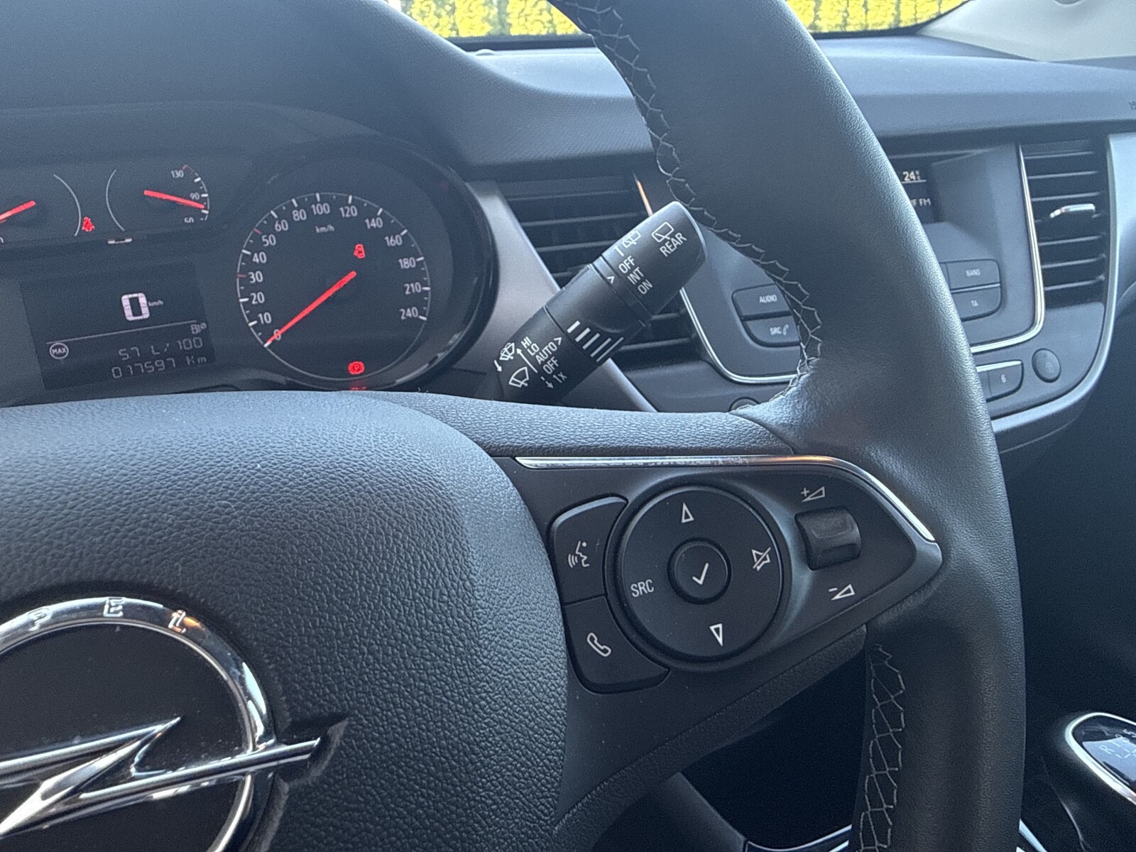 Opel Crossland - zdjęcie 16