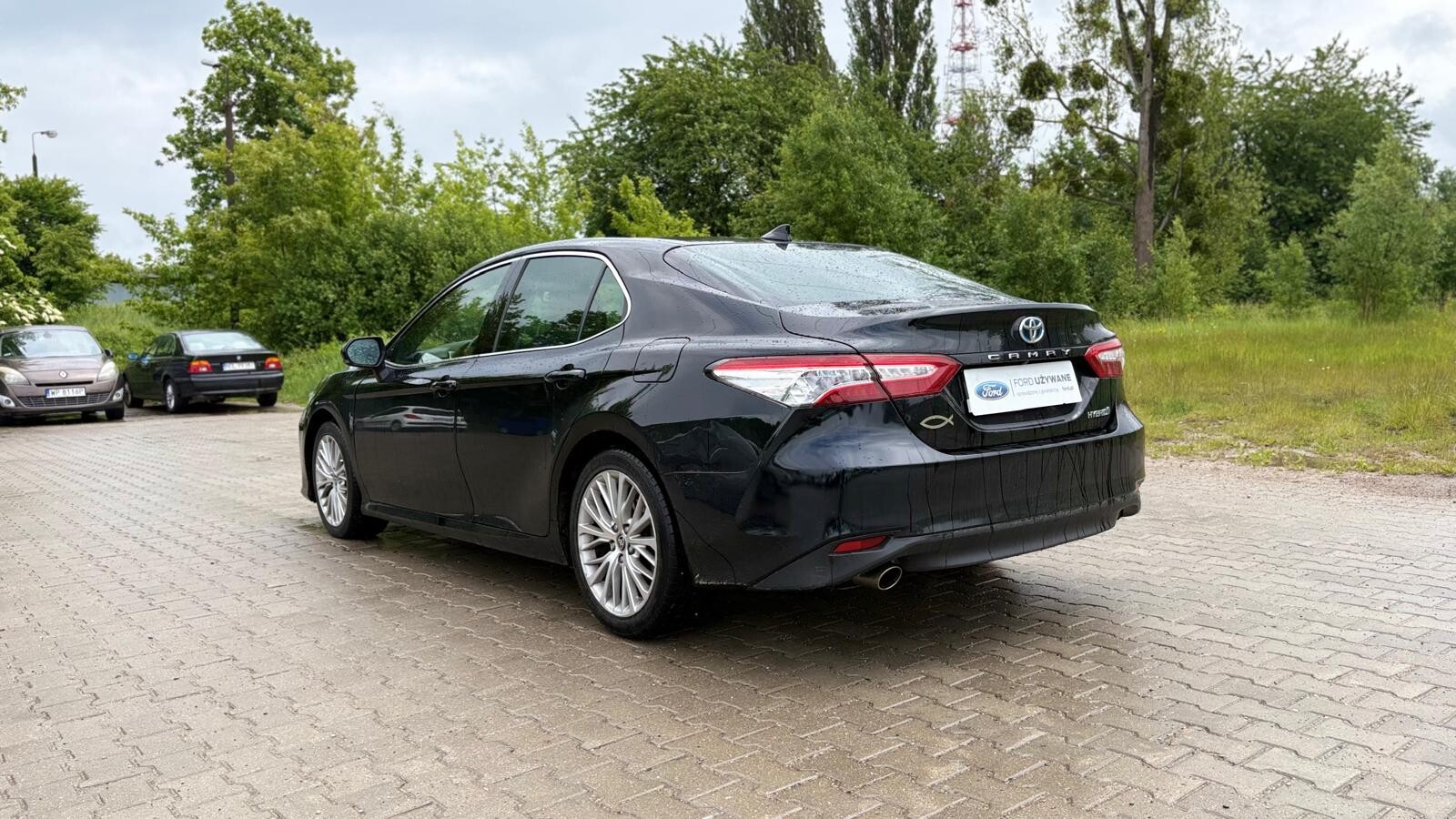 Toyota Camry - zdjęcie 4