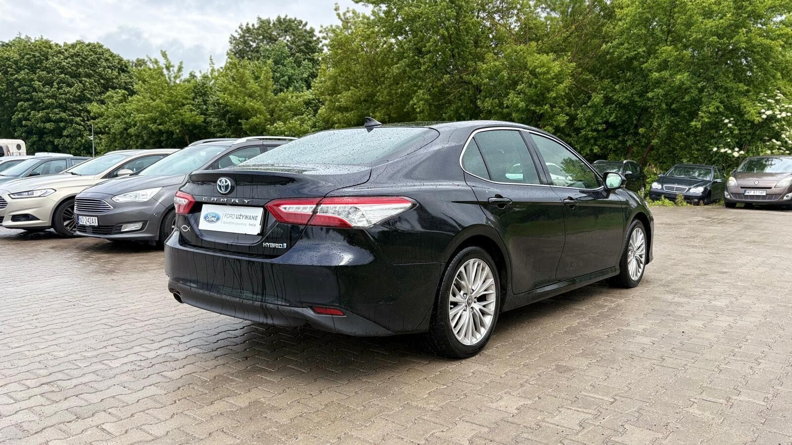 Toyota Camry - zdjęcie 3