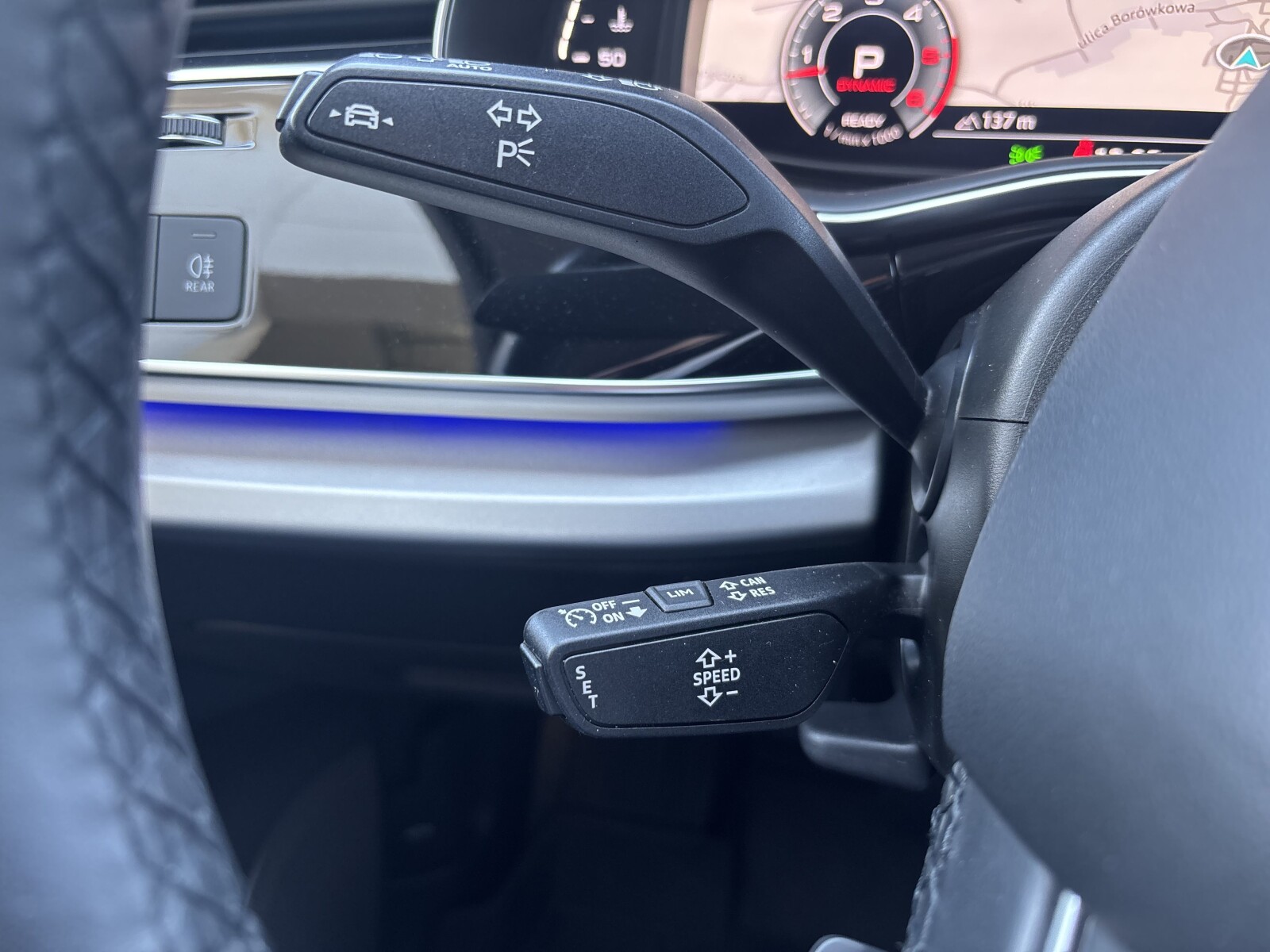 Audi Q7 - zdjęcie 13