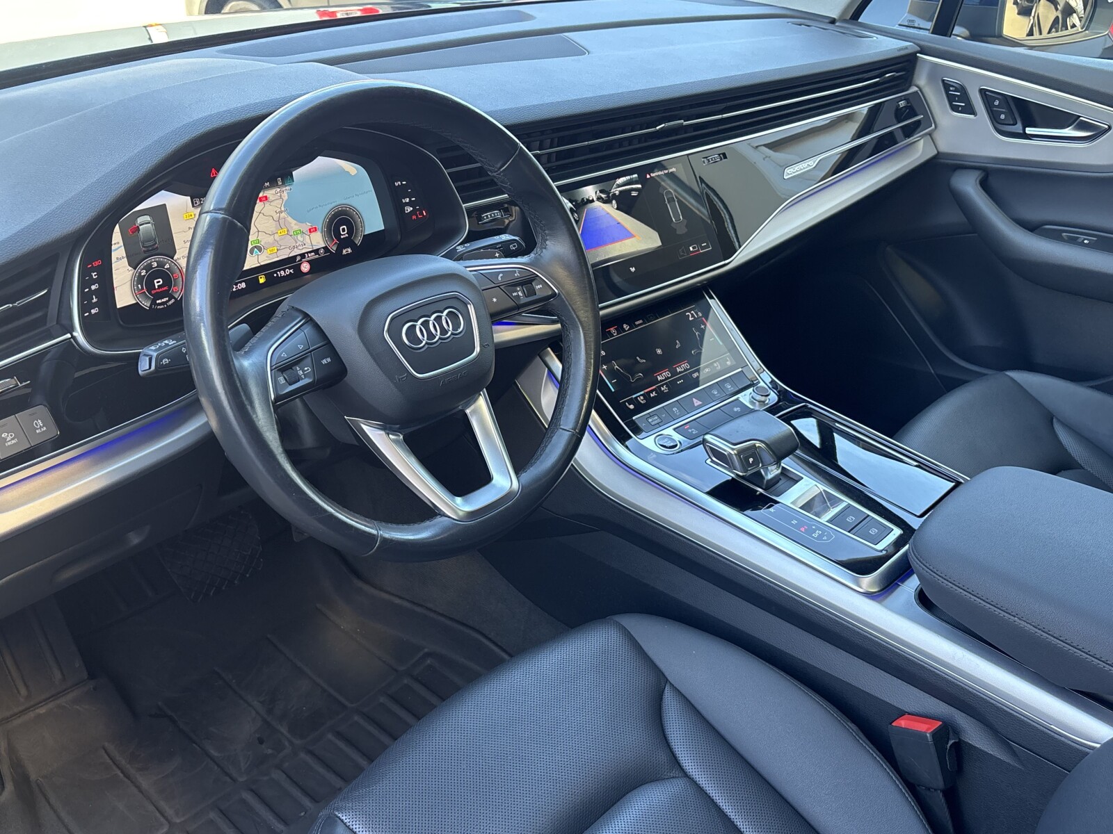 Audi Q7 - zdjęcie 17