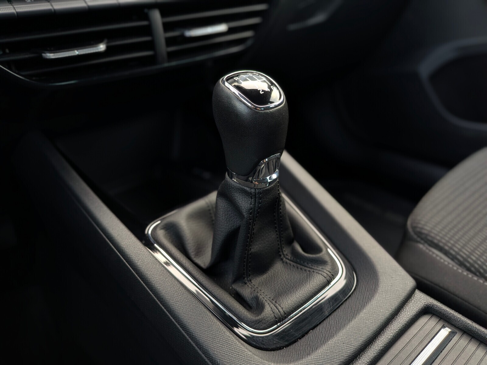 Škoda Octavia - zdjęcie 25