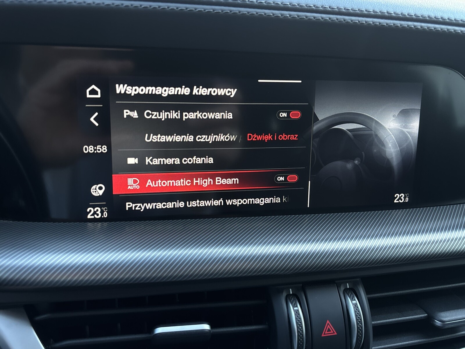 Alfa Romeo Stelvio - zdjęcie 27