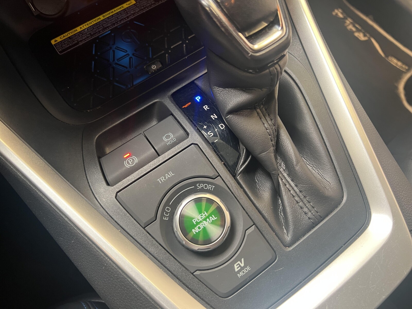 Toyota RAV 4 - zdjęcie 17