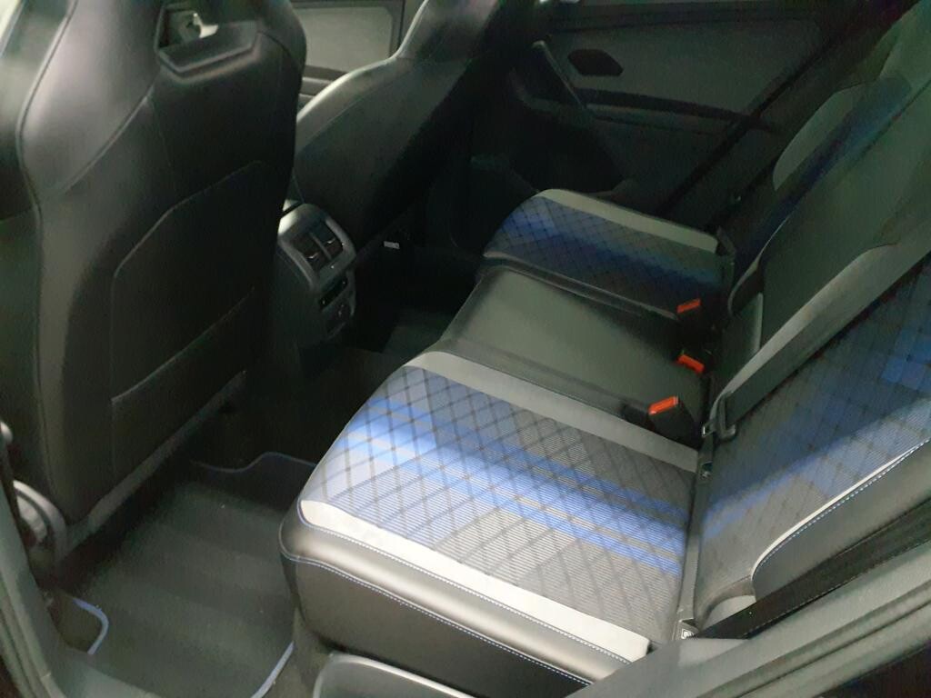 Volkswagen Tiguan - zdjęcie 7