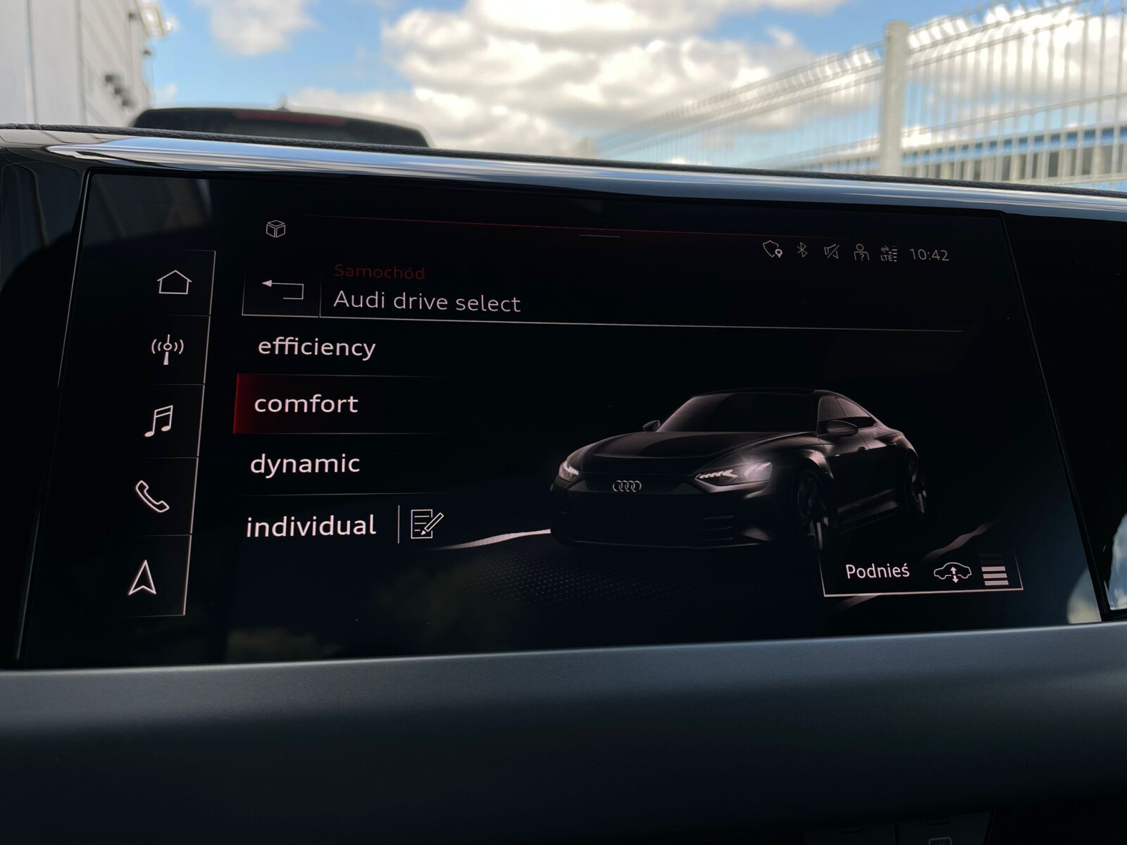 Audi e-tron GT - zdjęcie 29