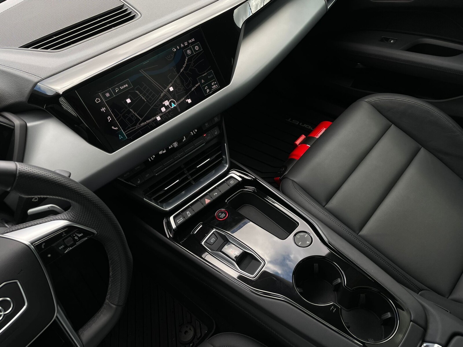 Audi e-tron GT - zdjęcie 33