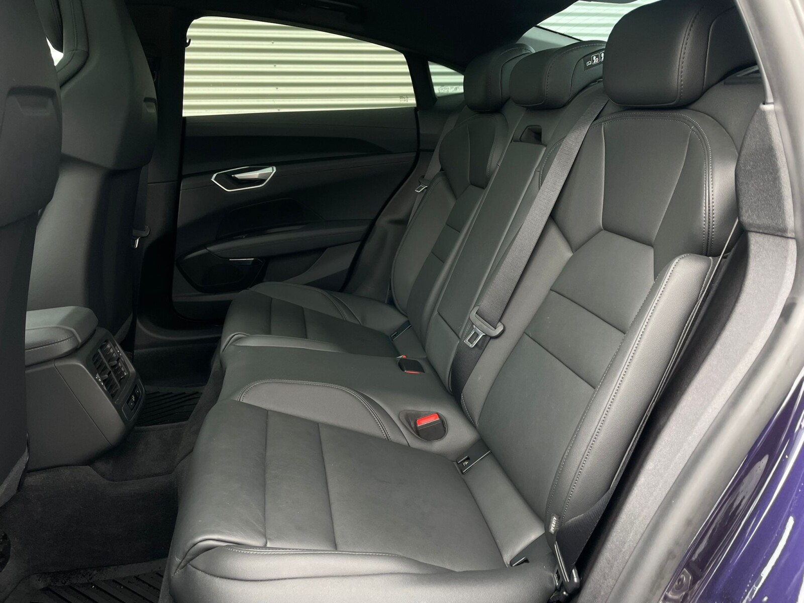 Audi e-tron GT - zdjęcie 12
