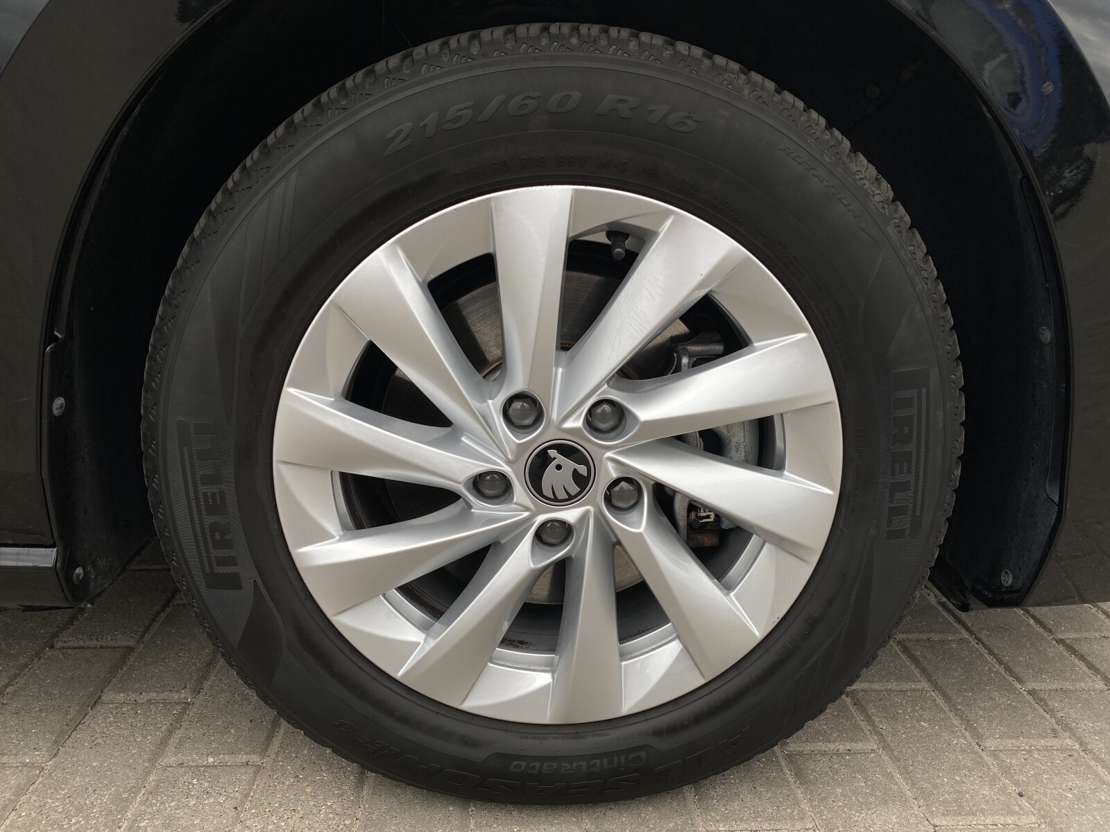 Škoda Superb - zdjęcie 21