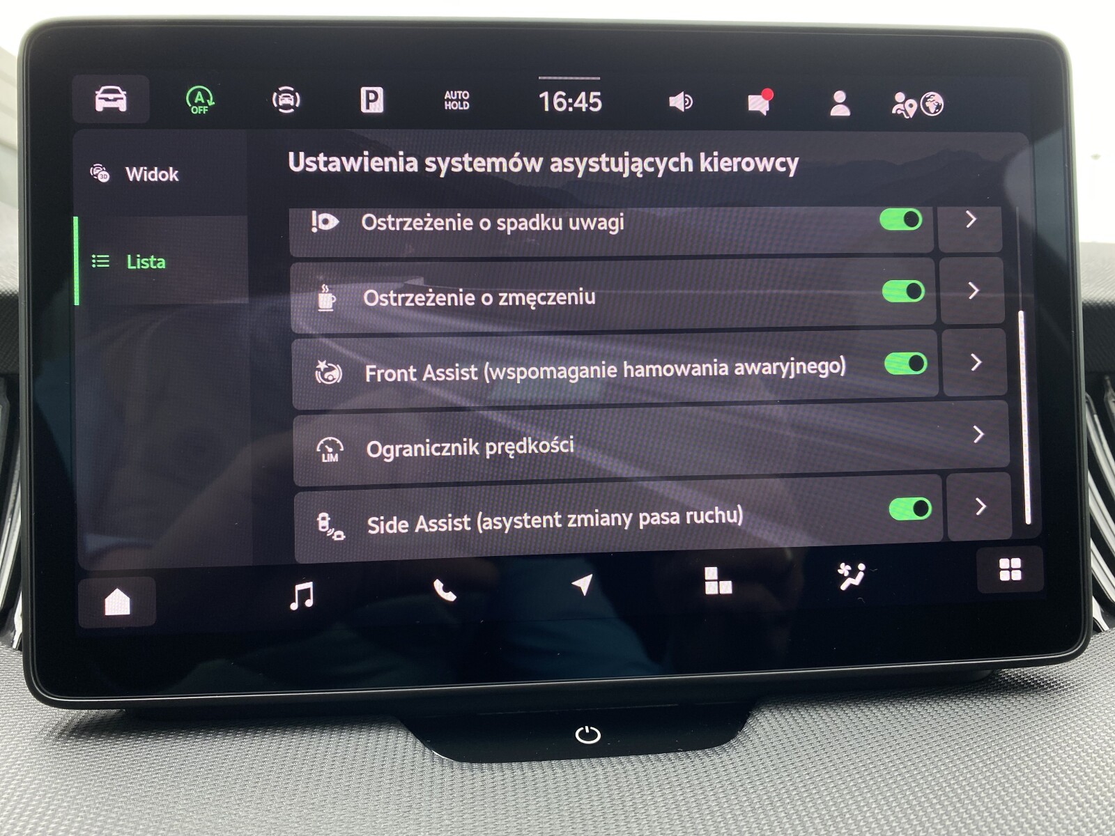 Škoda Superb - zdjęcie 30