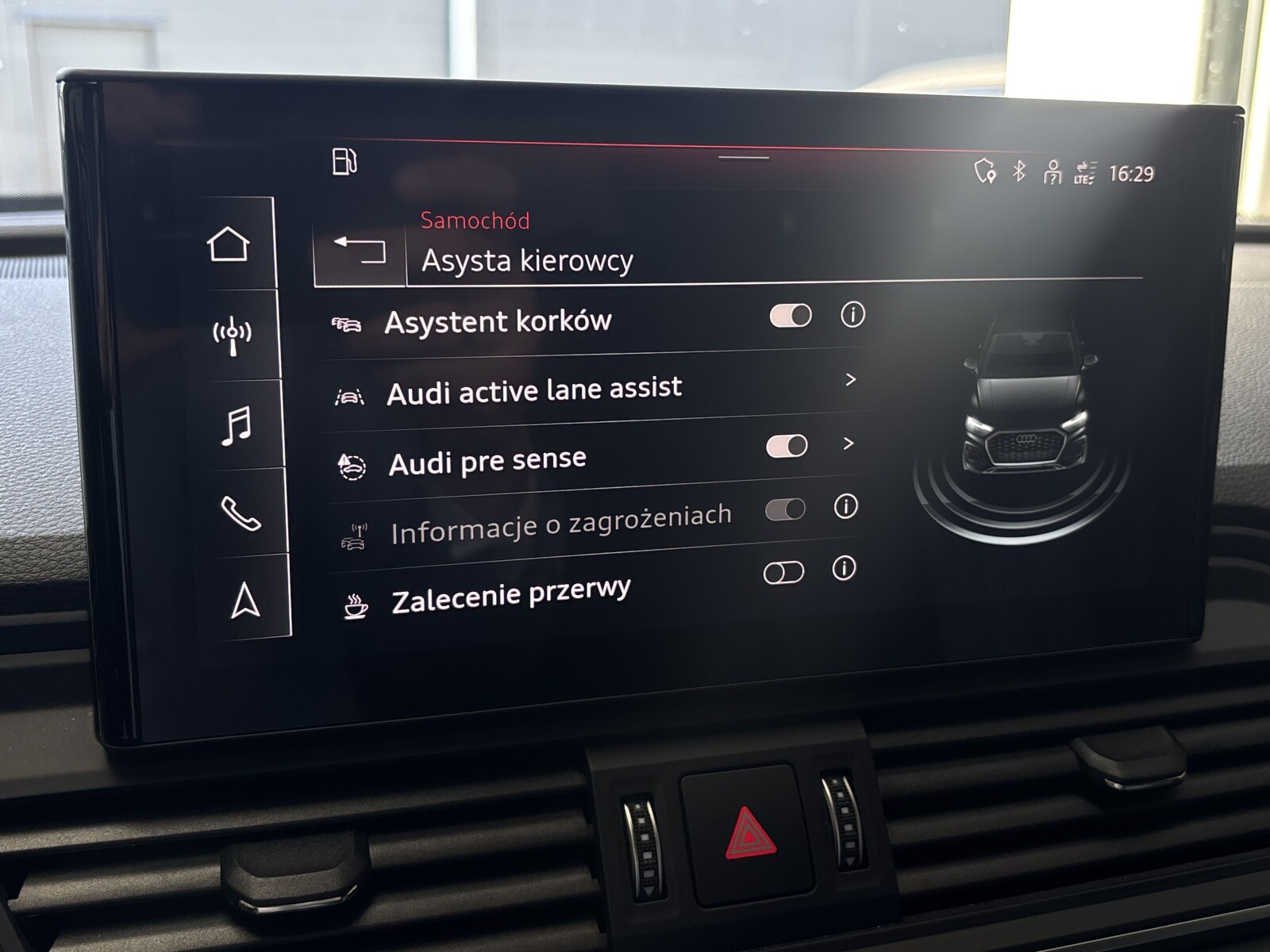Audi Q5 Sportback - zdjęcie 25