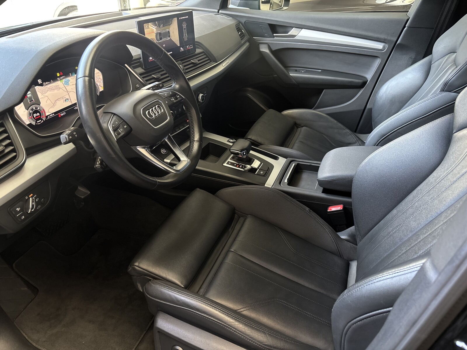 Audi Q5 Sportback - zdjęcie 16