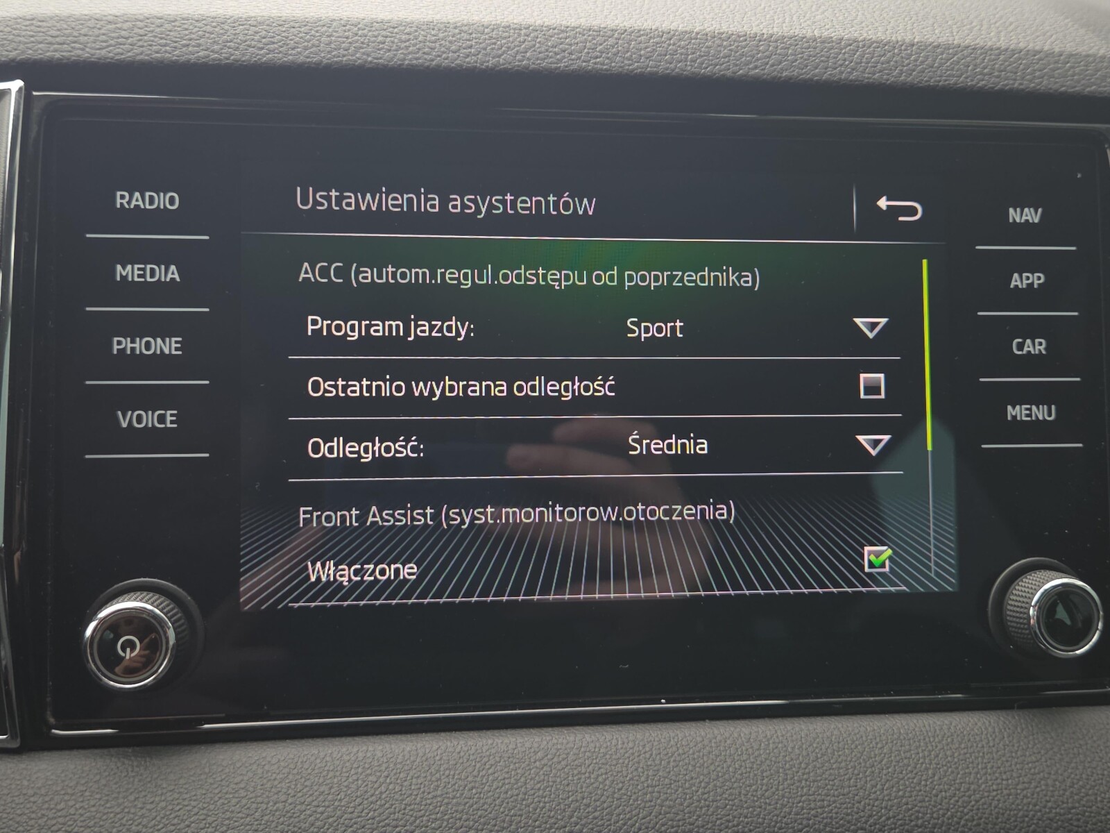 Škoda Karoq - zdjęcie 24