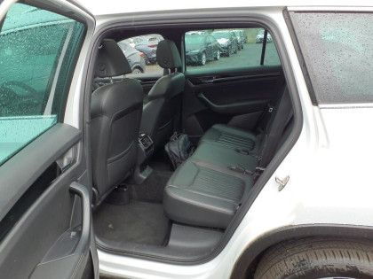 MATRIX ACC DSG Panorama 4x4 Hak Webasto Kamera360 Smartlink FV23%