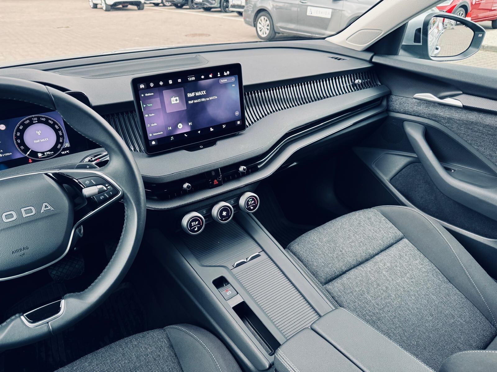 Škoda Superb - zdjęcie 20