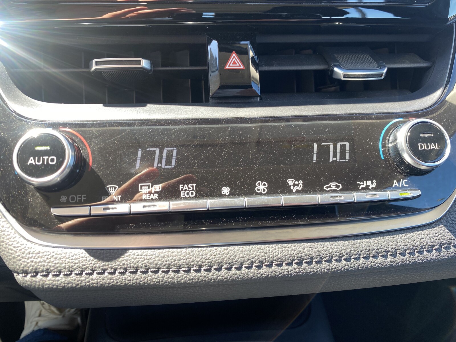 Toyota Corolla - zdjęcie 22