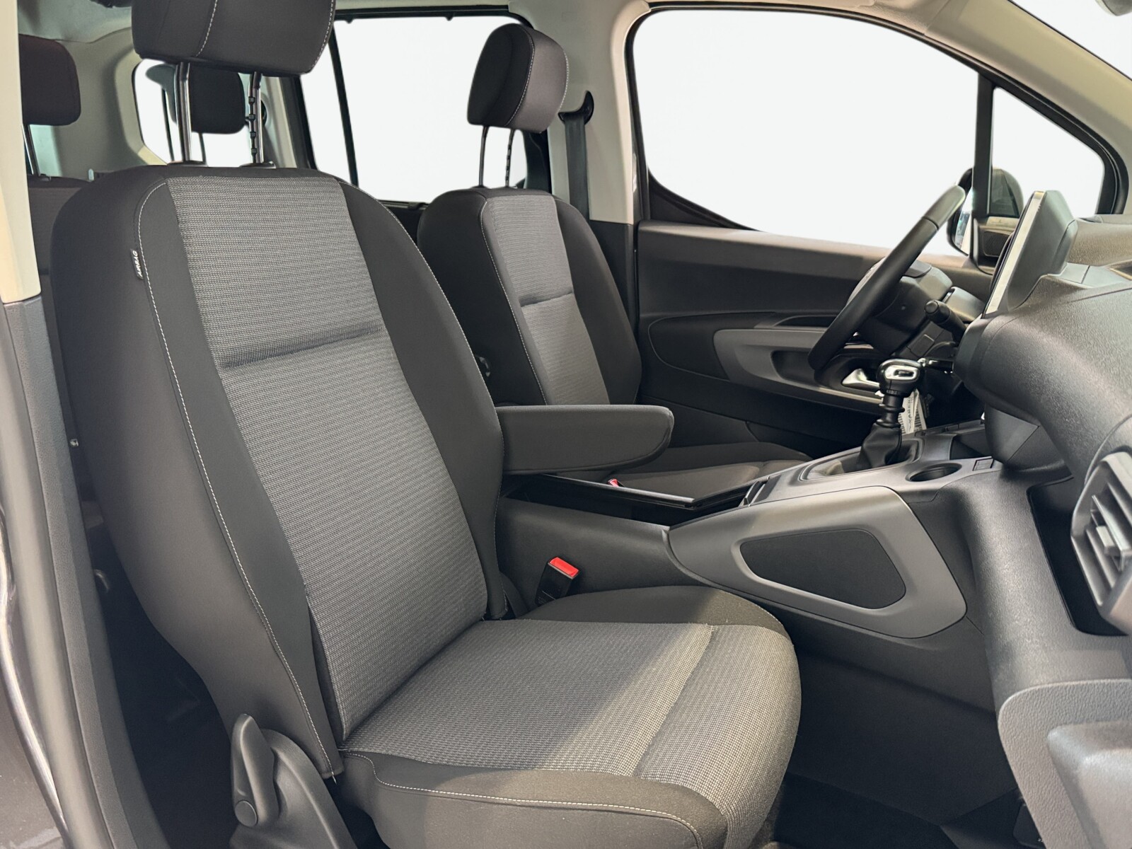 Toyota Proace City Verso - zdjęcie 19