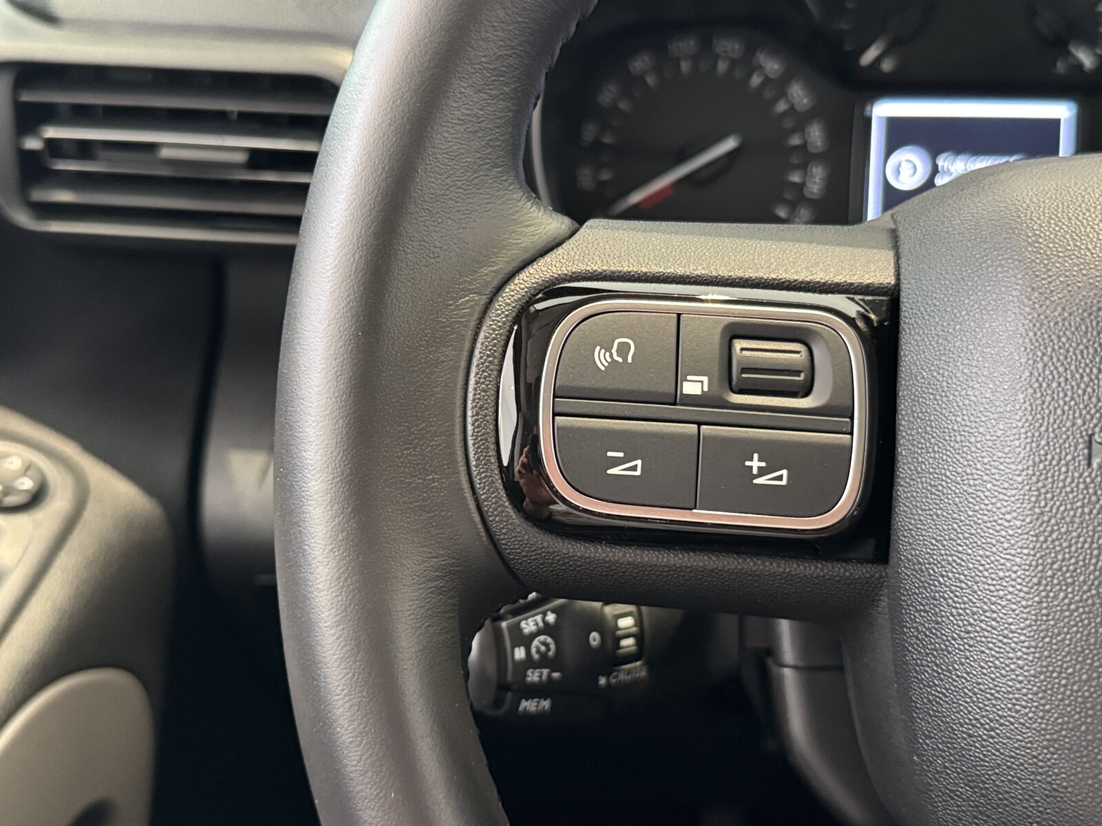 Toyota Proace City Verso - zdjęcie 25